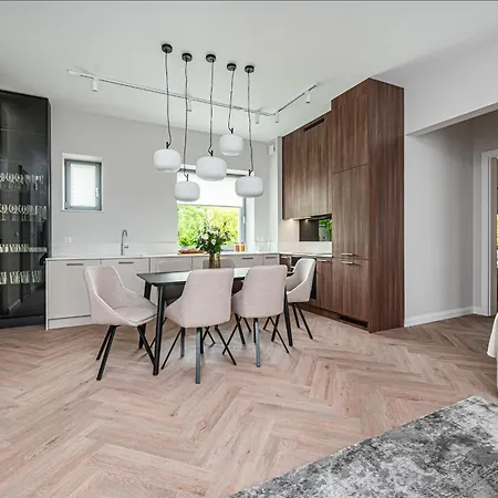 Sea Side Apartment